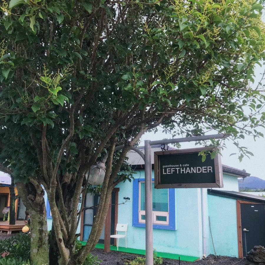 Lefthander Guesthouse Jeju Exterior photo
